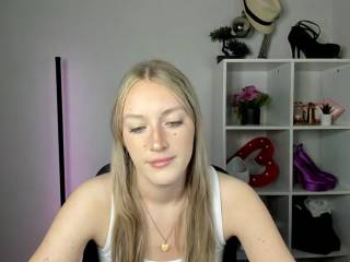EvelynBlond