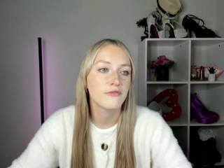 EvelynBlond