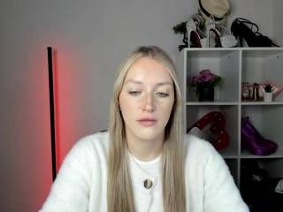 EvelynBlond