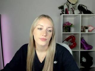 EvelynBlond