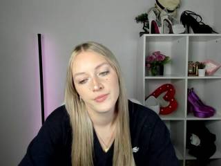 EvelynBlond