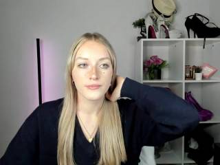 EvelynBlond