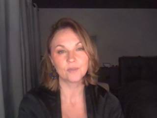 Ninacam75