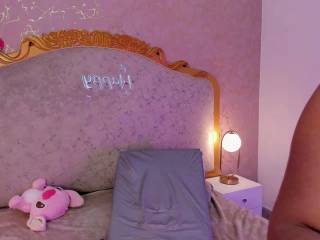 NaomyJonez