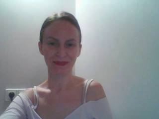 AnnaLovely