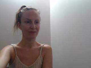 AnnaLovely