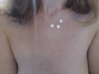 AnnaLovely