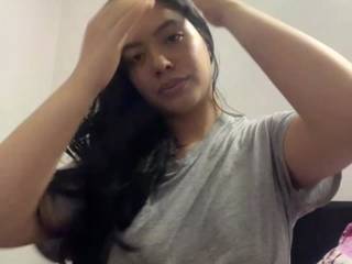 LatinaHorny