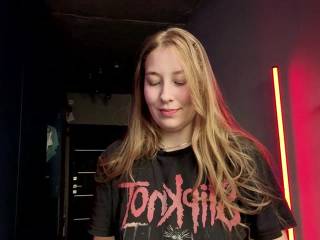 ShowUrFetish