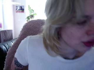 LolaHorny