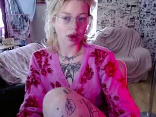 LolaHorny