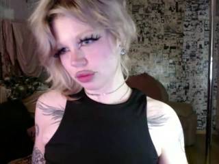LolaHorny