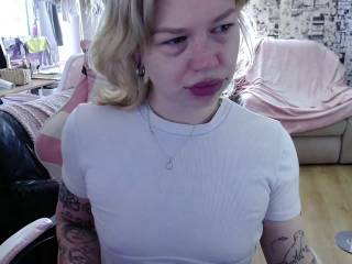 LolaHorny