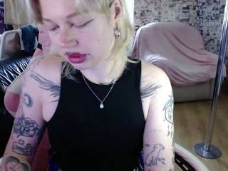LolaHorny