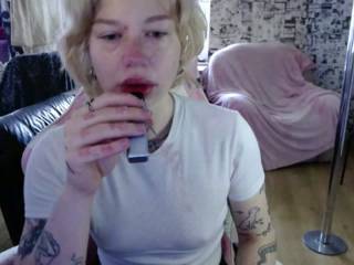 LolaHorny