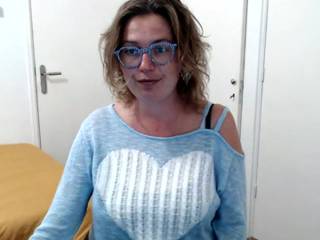 mysterywoman